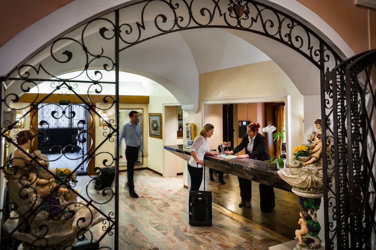 Easyrooms Dell'Angelo 로카르노 외부 사진